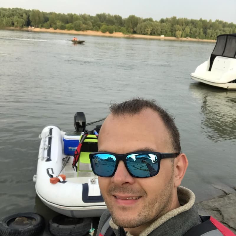 Твоё лицо,когда провёл 5,5 часов в лодке на Оби со спиннингом в руках👌🚣‍♂️🚤⚓️