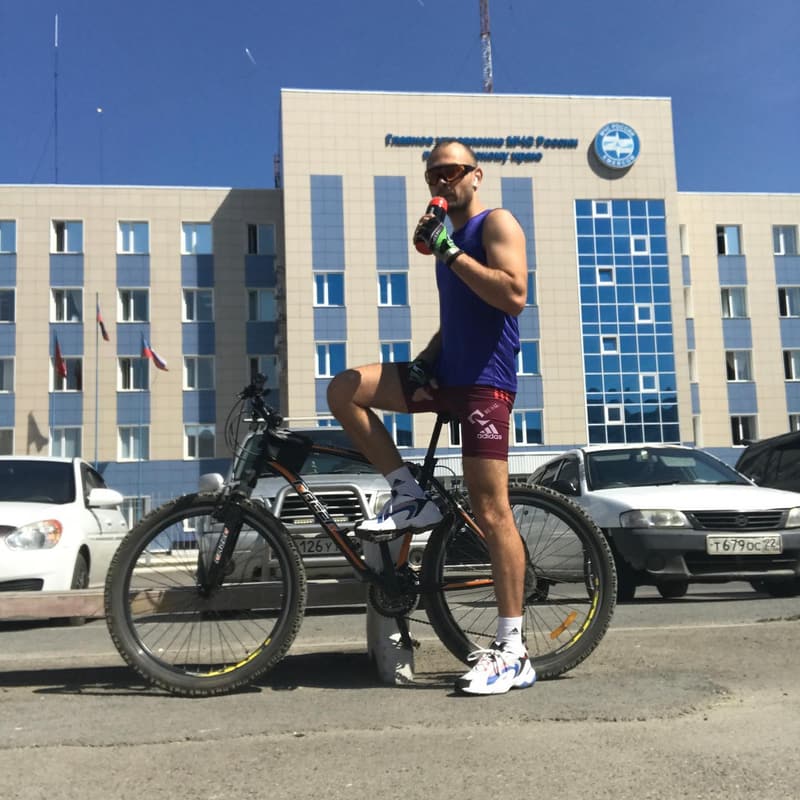 Работа гораздо веселее, когда на велике с силикатного на речной и обратно 😎☀️🚴‍♀️